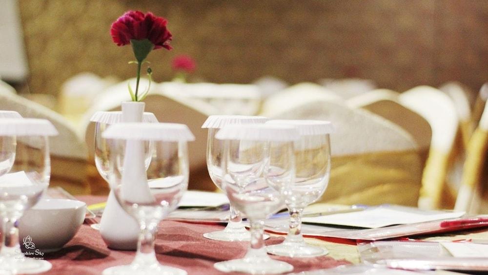 Sapphire Sky Hotel & Conference Serpong Luaran gambar