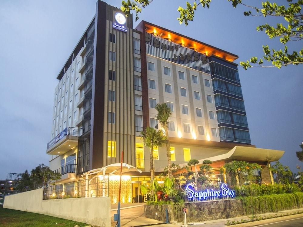Sapphire Sky Hotel & Conference Serpong Luaran gambar