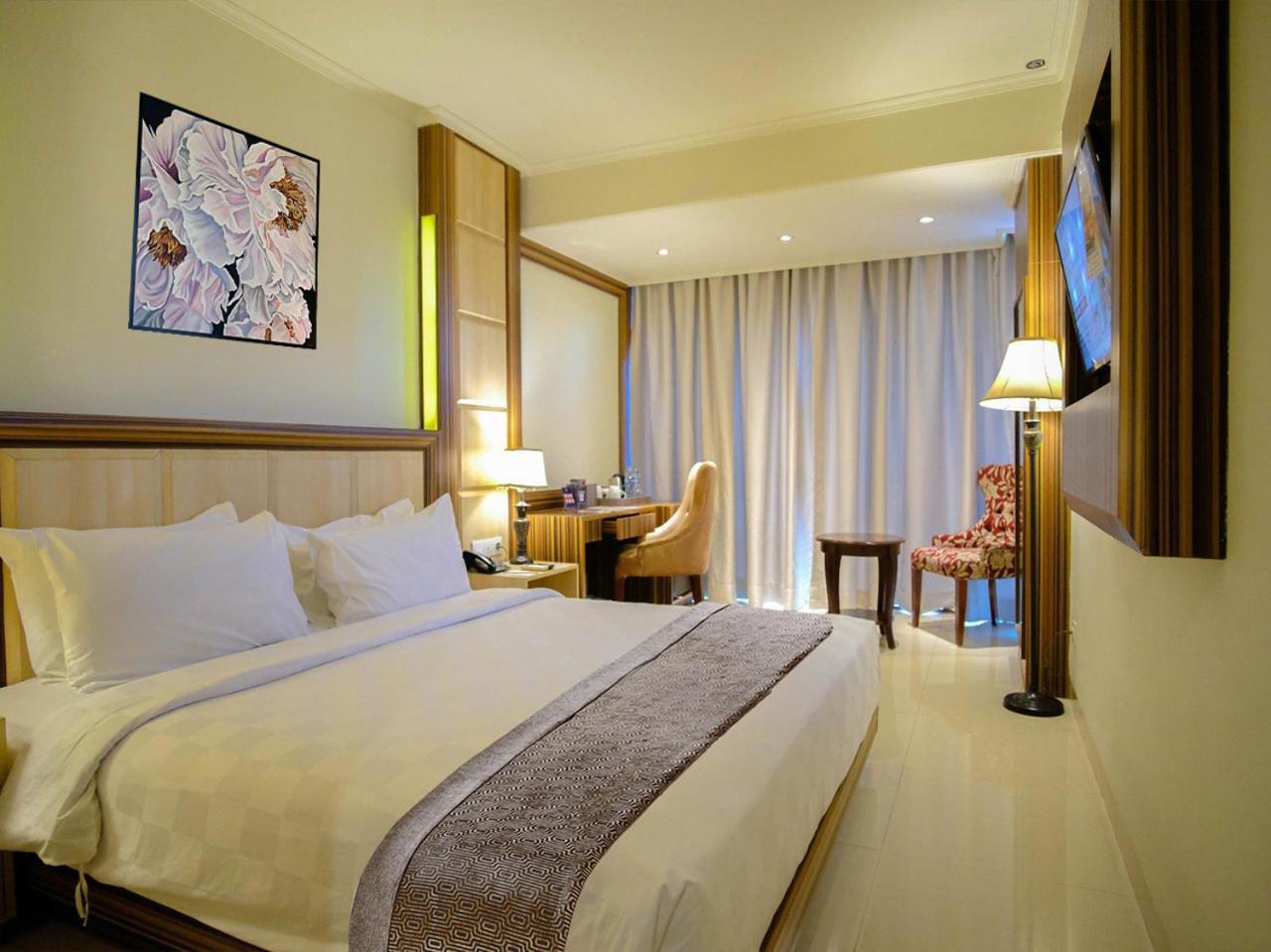 Sapphire Sky Hotel & Conference Serpong Luaran gambar