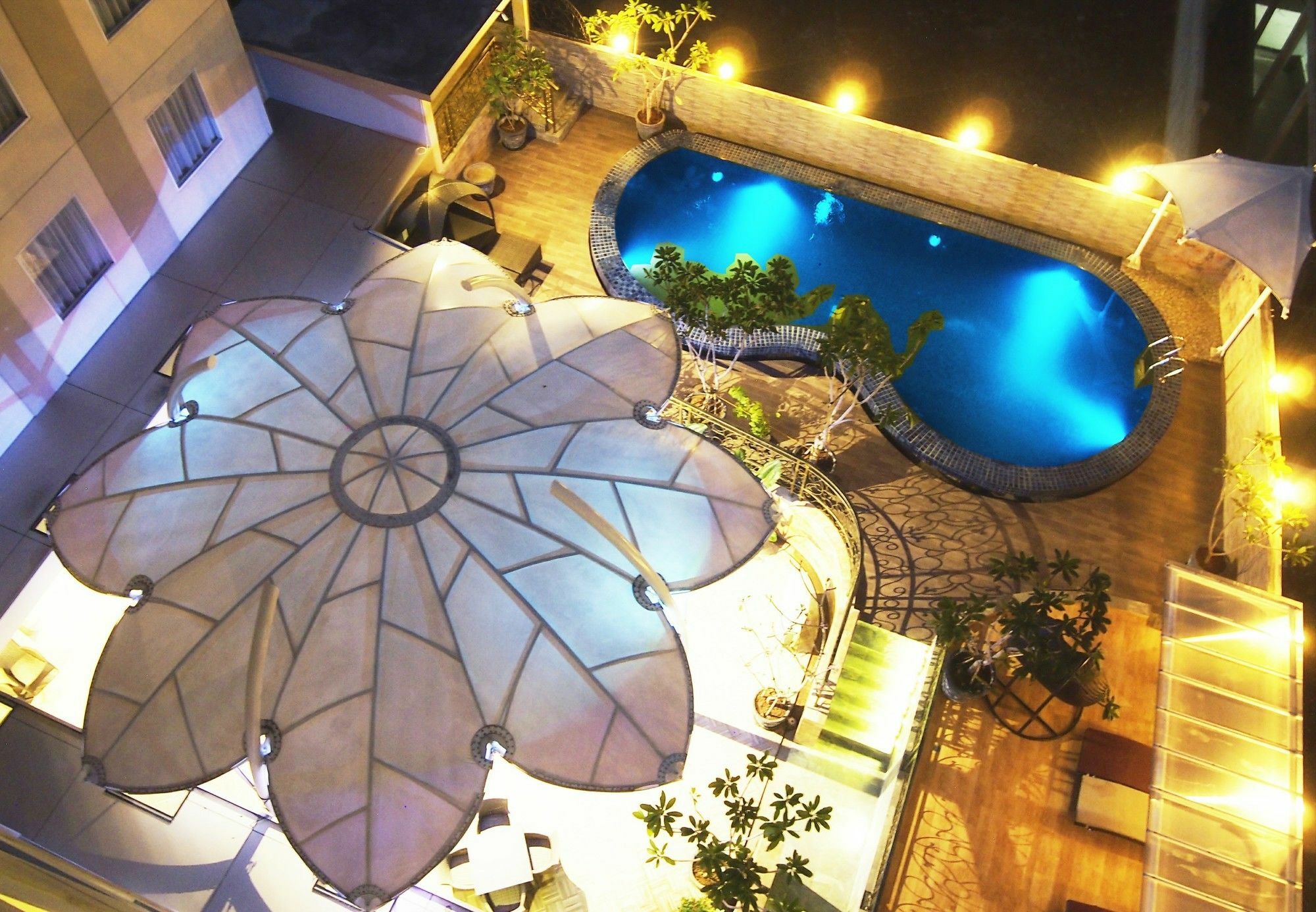 Sapphire Sky Hotel & Conference Serpong Luaran gambar